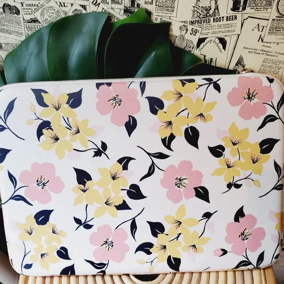 🆕 Staci laptop case sleeve lily blooms Kate spade floral pink yellow - Picture 3 of 6